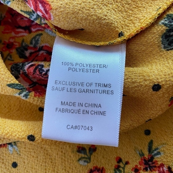 STELLA Tweed Floral V-Neck Blouse - Picture 9 of 9